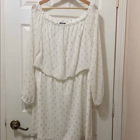 Dress - Picture 2 of 5